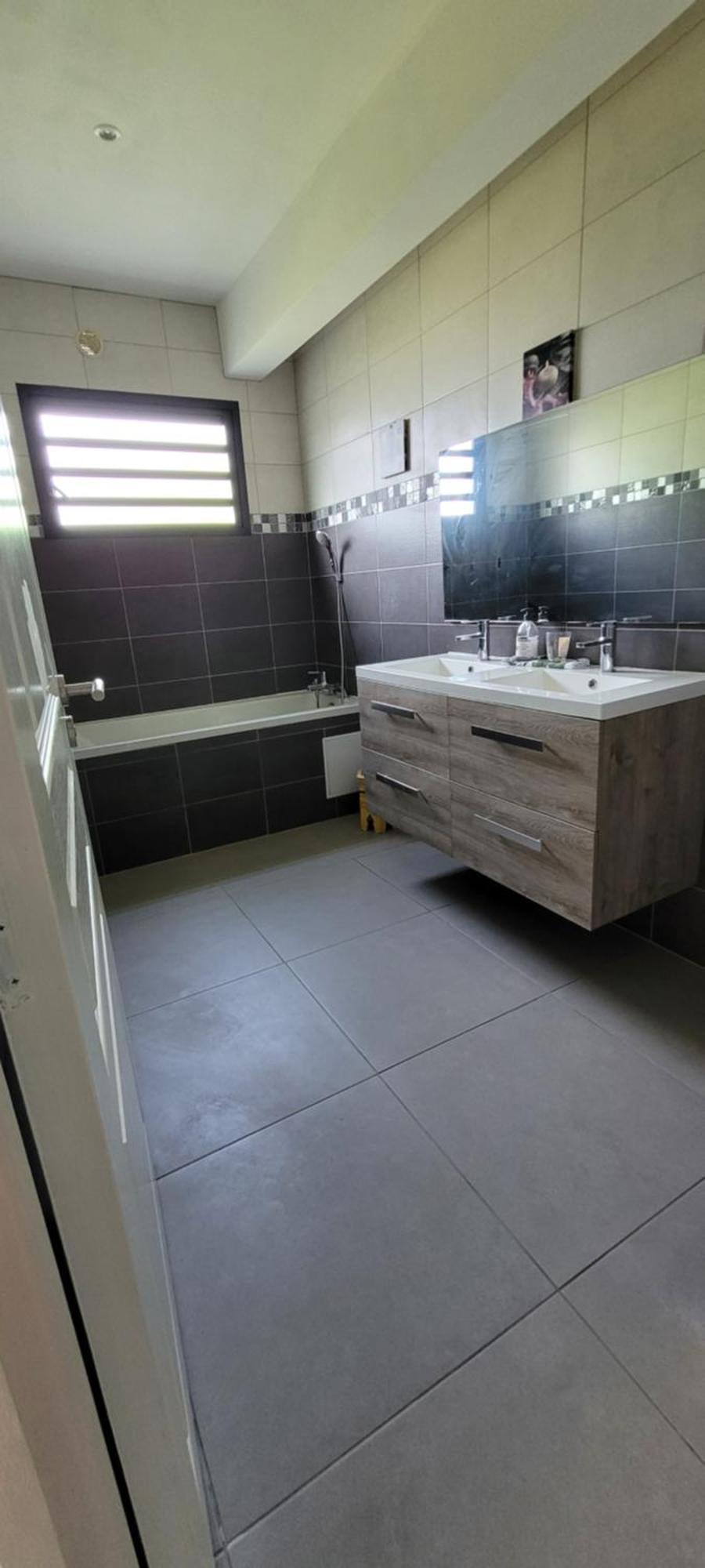 Chambre Privee Dans Maison 勒唐蓬 外观 照片